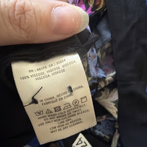 Anthropilogie ETT:TWA Jumpsuit Size 4P Black Blue Floral Scarf Boho - Picture 12 of 14